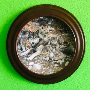 The Bradford Exchange “Den Mother” Porcelain Wolf Plate Vintage